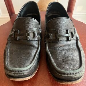 FERRAGAMO - Men’s Gancini Crown Bit Leather Loafers - Black - Size 8 E